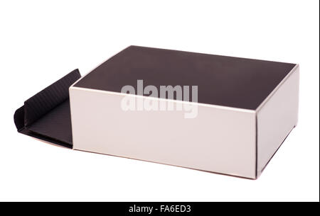Confezione aperta isolata su sfondo bianco Foto Stock