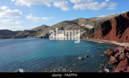 Red Beach sull'isola di Santorini Foto Stock