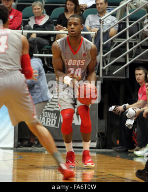 Honolulu, HI, STATI UNITI D'AMERICA. 22 Dic, 2015. Dicembre 22, 2015 - New Mexico Lobos guardia Logwood Sam (20) durante l'azione tra la Auburn Tigers e il Nuovo Messico Lobos nella testa di Diamante classico allo Stan Sheriff centro sul campus della University of Hawaii a manoa a Honolulu, HI. - Michael Sullivan/CSM Credito: Cal Sport Media/Alamy Live News Foto Stock