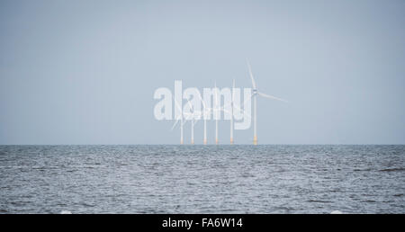 Kentish Flats Offshore Wind Farm visto da whitstable kent, Regno Unito Foto Stock