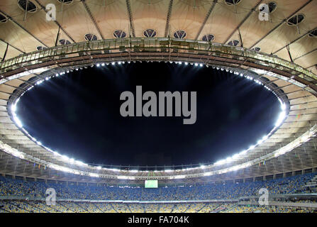 Kiev, Ucraina - 11 novembre 2011: Vista di stadio olimpico (NSC Olimpiysky) prima amichevole partita di calcio tra Ucraina e in Germania il 11 novembre 2011 a Kiev, Ucraina Foto Stock