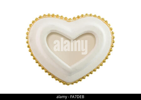 Cuore isolato di ceramica su sfondo bianco Foto Stock