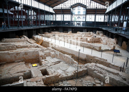 El Born, storiche rovine del vecchio mercato hall El Born, ora Centro Culturale (CC), Barcellona, Spagna, Europa Foto Stock