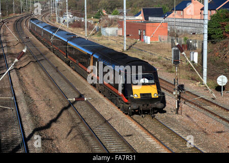 43467 Grand Central treni società operativa, 43 classe diesel ad alta velocità per treno, East Coast Main Line Railway, Peterborough, Camb Foto Stock