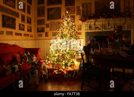 Le decorazioni di Natale al Vyne, Hampshire. Foto Stock