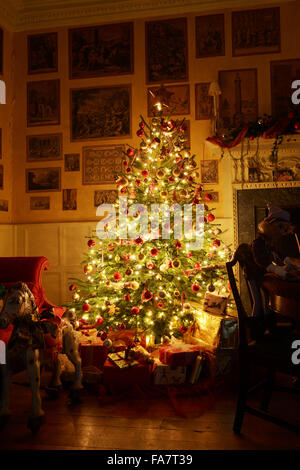Le decorazioni di Natale al Vyne, Hampshire. Foto Stock