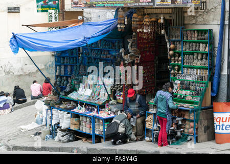 Mercato delle streghe, il Mercado de las Brujas, a La Paz, in Bolivia Foto Stock