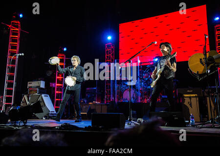 Milano Italia. Il 24 marzo 2012. Il cantante inglese cantautore e attore ROGER DALTREY suona dal vivo sul palco del teatro Smeraldo du Foto Stock