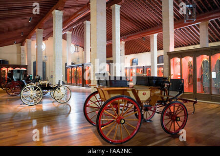 Museo delle Carrozze della Scuola Reale Andalusa di Arte Equestre. "Real Escuela Andaluza del Arte Ecuestre'. Jerez de la Frontera. C Foto Stock