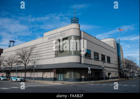 Chicago, Stati Uniti d'America. Il 24 dicembre 2015. Gli Harpo Studios in Chicago's West Loop si chiude come l'Oprah Winfrey Network si sposta in una nuova sede in West Hollywood, California. L'ex studios in Chicago erano a casa per l'esposizione di Oprah Winfrey per vent'anni. Credito: Stephen Chung/Alamy Live News Foto Stock