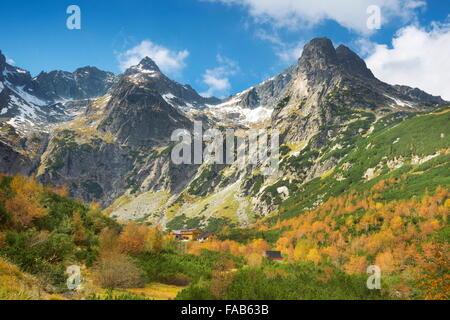 Autunno nella Valle di Kiezmarska, Monti Tatra, Slovacchia Foto Stock