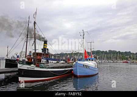 FLENSBURG, Germania - 29 luglio 2012: Porto di Flensburg, il comune autonomo nel nord di stato tedesco di Schleswig-Holstei Foto Stock