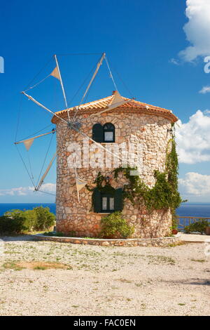 Grecia - isola di Zante, Mar Ionio, Capo Skinari, casa di Mulino a vento Foto Stock