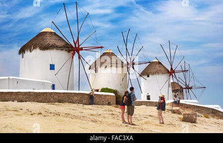 Mykonos - Isole Cicladi Grecia, mulini a vento Foto Stock