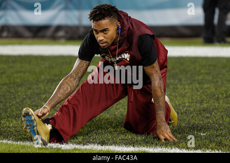 Philadelphia, Pennsylvania, USA. Il 26 dicembre, 2015. Washington Redskins wide receiver DeSean Jackson (11) tratti prima del gioco di NFL tra Washington Redskins e Philadelphia Eagles al Lincoln Financial Field di Philadelphia, Pennsylvania. Christopher Szagola/CSM/Alamy Live News Foto Stock