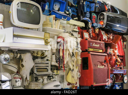 Tommy Hilfiger Flagship Store interno sulla Fifth Avenue, New York Foto Stock