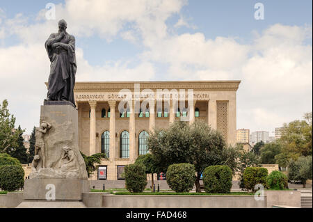 L'Azerbaigian accademico di stato teatro (azerbaigiana, Azerbaigian Akademik Milli Dram Teatri) è un teatro accademico di fiction Foto Stock