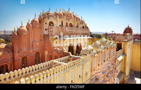 Vista posteriore del Hawa Mahal, Palazzo dei venti, Jaipur, Rajasthan, India Foto Stock