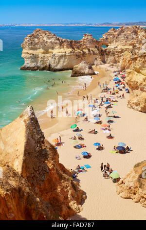 Prainha Beach vicino a Alvor, Algarve, PORTOGALLO Foto Stock