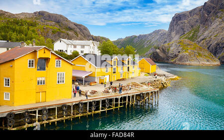 Isole Lofoten, porto in Nusfjord, Norvegia Foto Stock