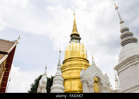 Pagoda di Wat Suan Dok in Chiang Mai Thailandia Foto Stock