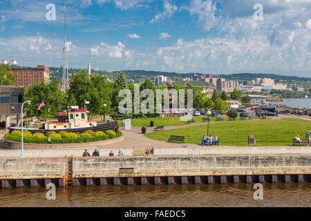 Canal Park a Duluth Minnesota sulla sponda nord occidentale del Lago Superior Foto Stock
