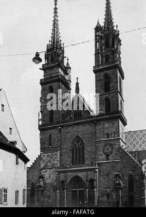 Die Prima Pagina des Münsters a Basilea, Schweiz 1930er Jahre. Lato anteriore di Basilea minster, Svizzera 1930s. Foto Stock