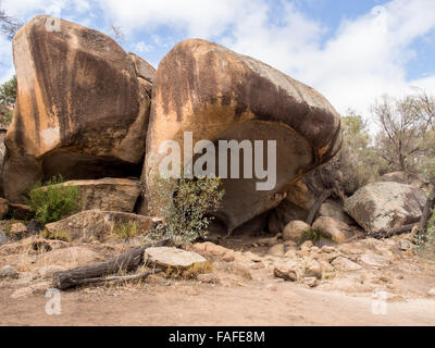 Hippo's Yawn, una formazione rocciosa unica in Hyden, Australia occidentale Foto Stock