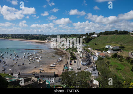 Royal Bay di Grouville vista dal Castello di Mont Orgueil, Jersey, Isole del Canale Foto Stock