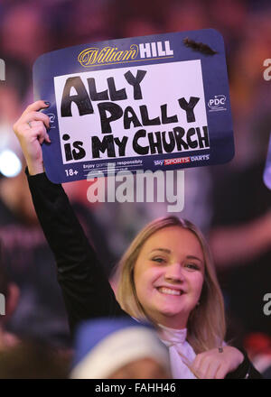 Alexandra Palace di Londra, Regno Unito. 30 Dic, 2015. William Hill PDC Mondiale Campionato di freccette. La chiesa di Alexandra Palace Credito: Azione Sport Plus/Alamy Live News Foto Stock