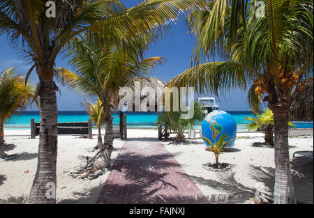 Percorso per la spiaggia su Klein Curacao, Curacao Foto Stock