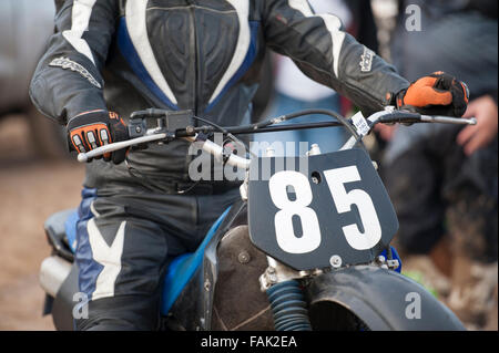 Mablethorpe, Lincoolnshire, UK. Il 27 dicembre 2015. Mablethorpe ciclo motore sabbia Racing Club gara le bici sulla spiaggia Foto Stock