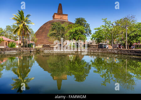 Abhayagiri Dagoba, Anuradhapura, Sri Lanka, Asia Foto Stock