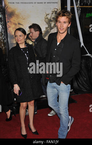 LOS ANGELES, CA - Febbraio 24, 2010: Ryan Kwanten alla premiere di HBO miniserie " pacifico " a Grauman's Chinese Theater di Hollywood. Foto Stock