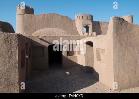 Cittadella del deserto. Rayen. L'Iran. Foto Stock