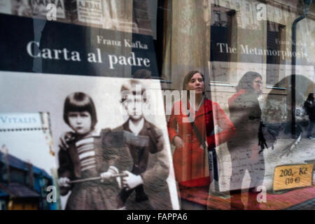 La vendita di diversi libri di Franz Kafka. Franz Kafka ( Praga , Austria - Ungheria , 3 luglio 1883 - Kierling , Austria , 3 giugno 19 Foto Stock