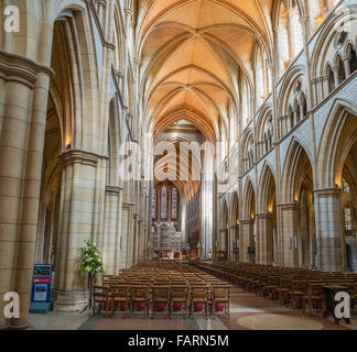 Interno di Truro Cathedral, Cornwall, Regno Unito Foto Stock