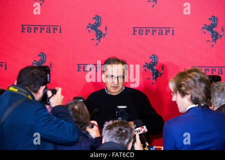 Milano, Italia. 04 gen 2016. FCA's chief executive Sergio Marchionne parla durante la conferenza stampa dopo la Ferrari stock del lancio sul mercato di Milano. Credito: Mauro Ujetto/Pacific Press/Alamy Live News Foto Stock