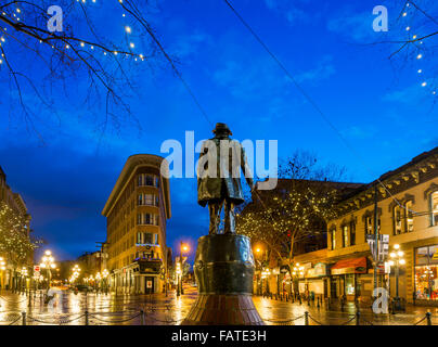 Hotel Europa e Jack gassosa statua, Gastown, Vancouver, British Columbia, Canada Foto Stock