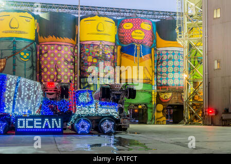 Oceano carrello di cemento a Natale. Granville Island, Vancouver, British Columbia, Canada Foto Stock