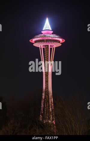 Seattle Space Needle di notte, nello Stato di Washington, USA Foto Stock