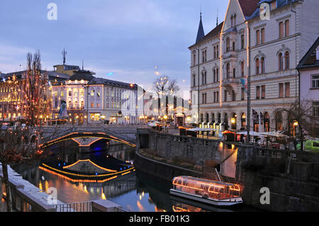 Ljubljana il vecchio centro della città, decorate per nuovi anni vacanze Foto Stock