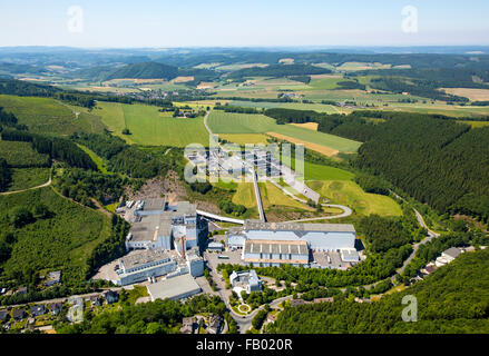 Vista aerea, birreria, la produzione di birra, Veltins brewery Grevenstein, gestione aziendale, Grevenstein, Meschede, Sauerland, Foto Stock