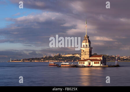 Maiden Tower in İstanbul Bosforo Foto Stock