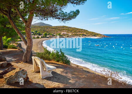 Golfe de Galeria, vista al piccolo villaggio di pescatori Galeria, Corsica, Francia Foto Stock