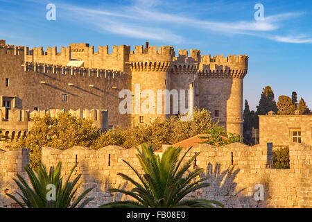 Il Palazzo del Gran Maestro, la città vecchia di Rodi, Dodecanneso isole, Grecia, UNESCO Foto Stock