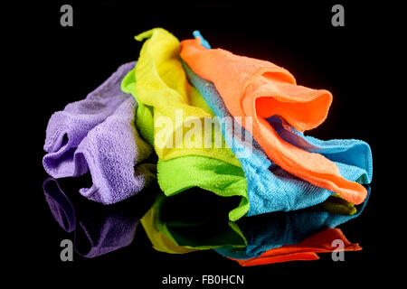 Set di colorati panni in microfibra Foto Stock