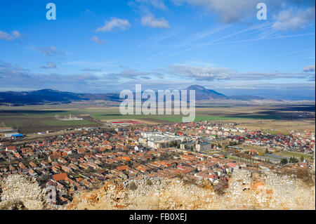 Vista aerea della città Rasov in Romania durante la stagione invernale, dicembre, 2014 Foto Stock
