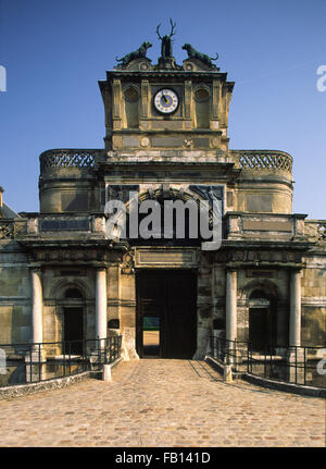 Benvenuto Cellini di Diane de Poitiers portale al Château d'Anett, Eure-et-Loir, Francia Foto Stock