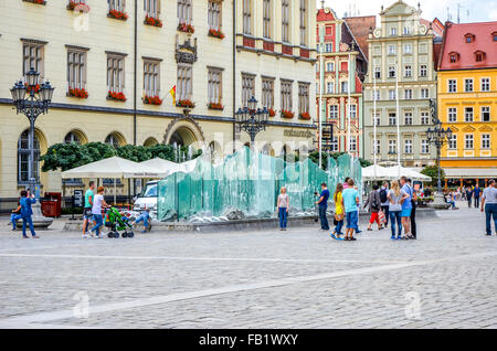 WROCLAW, Polonia - 21 agosto, 2014; la piazza del mercato e colorati edifici storici. Slesia regione sul 21 agosto , 2014 Foto Stock